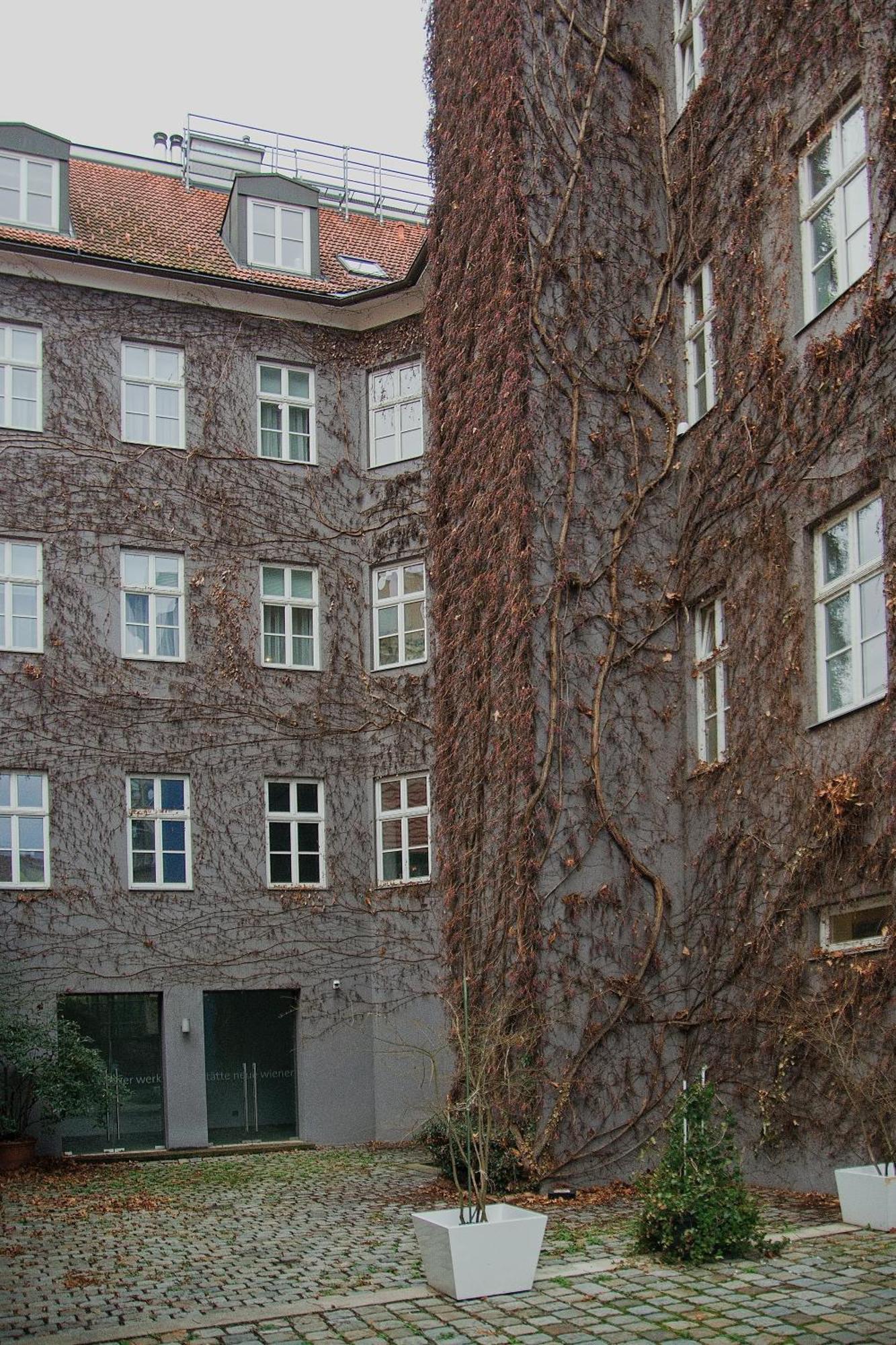 Pink Lotus Apartment Vienna Exterior photo